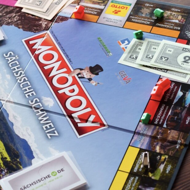 Die Monopoly Sonderedition Sächsische Schweiz ist endlich da und exklusiv bei DDV Lokal erhältlich! 🎲 Als stolze...